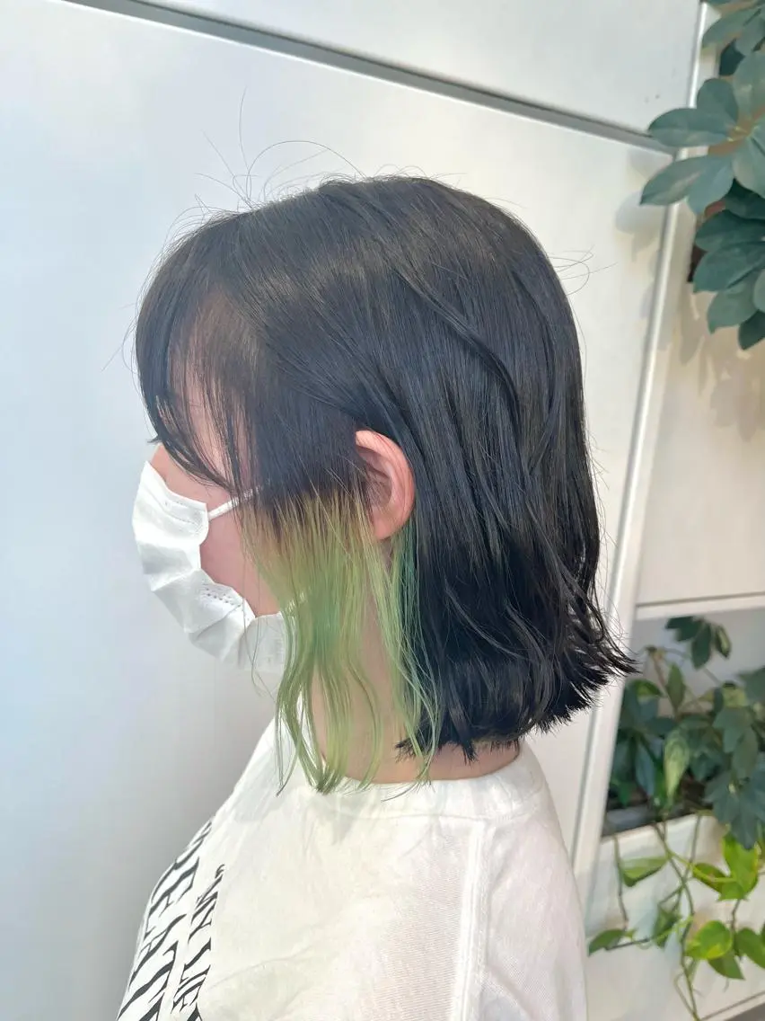 ミディアム カラー ブリーチ ミント ミントグリーン くさかみさき🌼暖色 /耳つぼ/オタク🌼のヘアスタイル