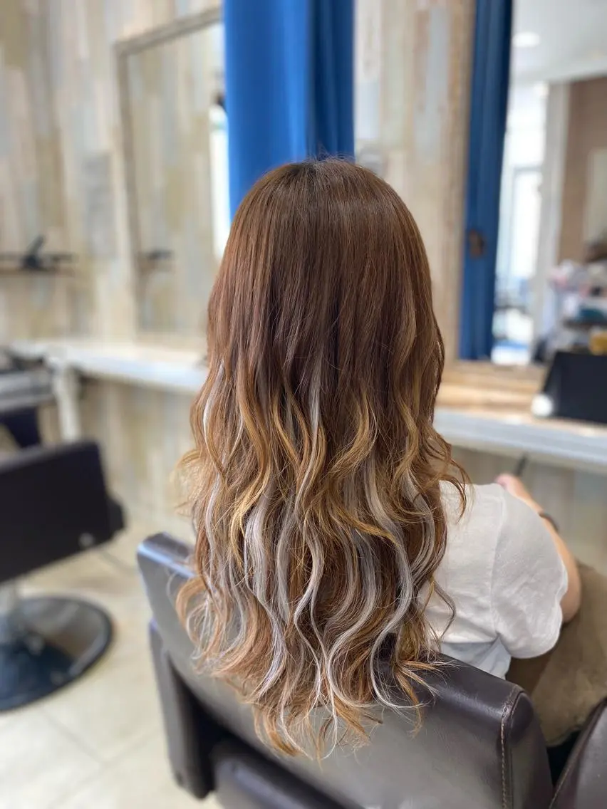 ロング 石井 彰浩のヘアスタイル