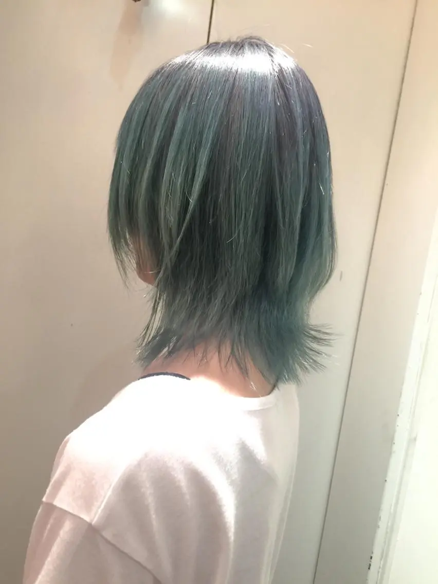 カラー ブリーチ/ウルフ特化 渋谷カルチャー交差点のヘアスタイル