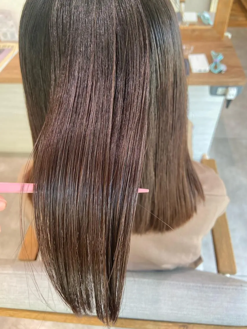 ミディアム 縮毛矯正 ハラダ ヒナミのヘアスタイル
