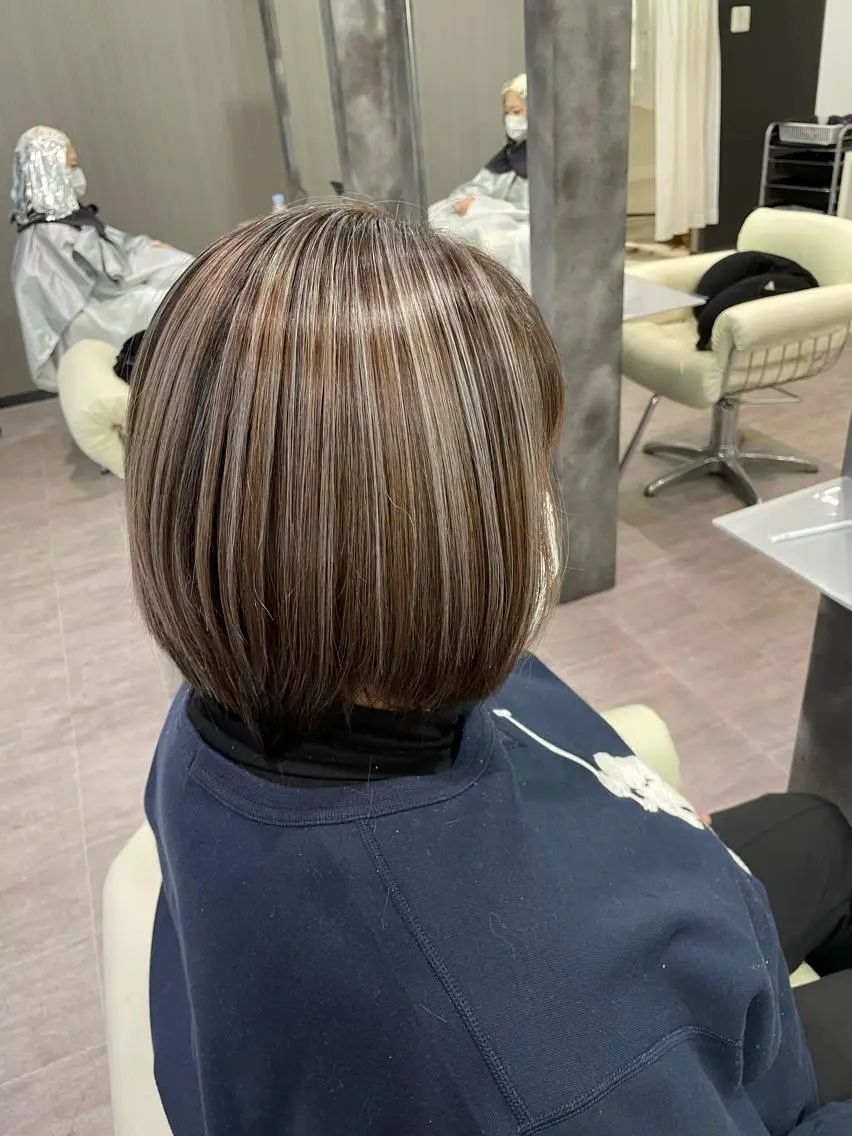 ショート カラー Merlyosaka 早川未来のヘアスタイル