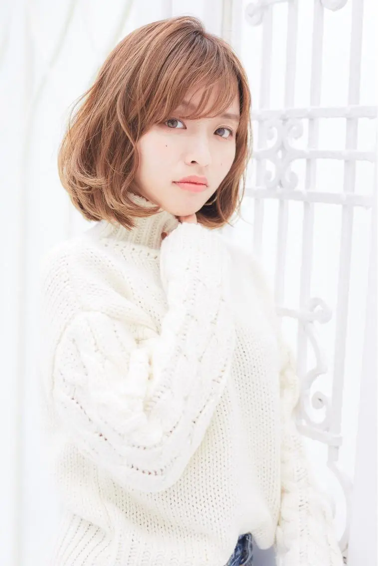 ショート カット 朝比奈 志保のヘアスタイル
