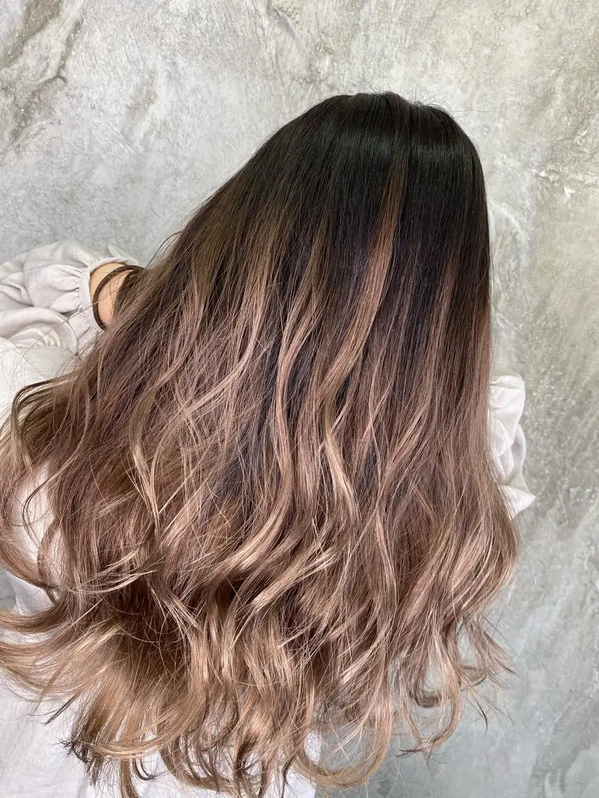 セミロング カラー カット ヘアカラー トリートメント 寺門 拓馬のヘアスタイル
