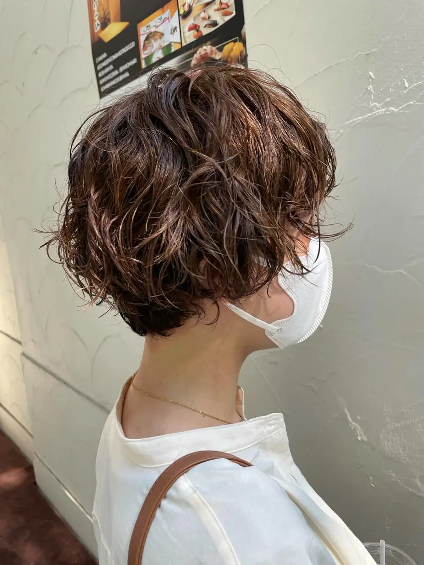 ショート カラー パーマ カット パーマ トリートメント 大石 陽菜のヘアスタイル