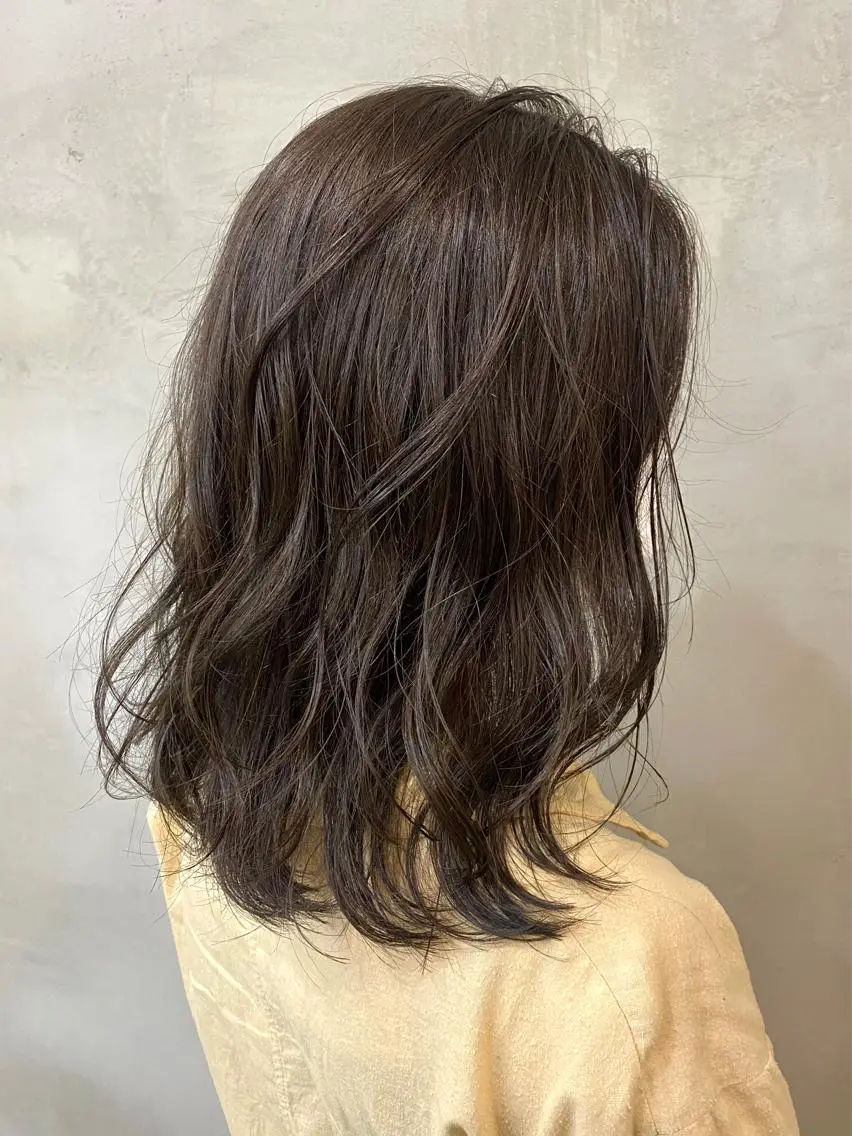 ミディアム カラー グレージュ カット ヘアカラー トリートメント 🫧透明感カラー🫧 OIKAWAのヘアスタイル