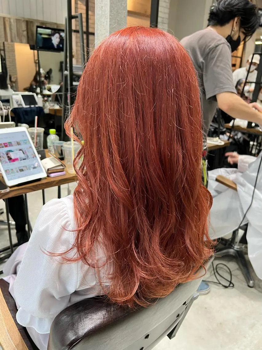 ロング カラー ブリーチ オレンジ ピンクカラー ヘアカラー 🌿ニュアンス/髪質 改善🌿Fukudaのヘアスタイル