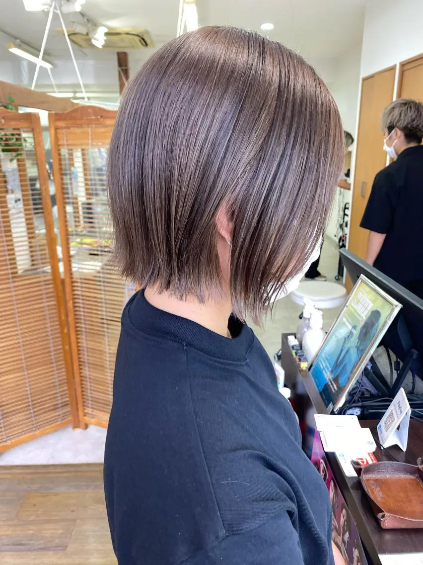 ショート カラー ブリーチカラー🫧 森　凪沙のヘアスタイル