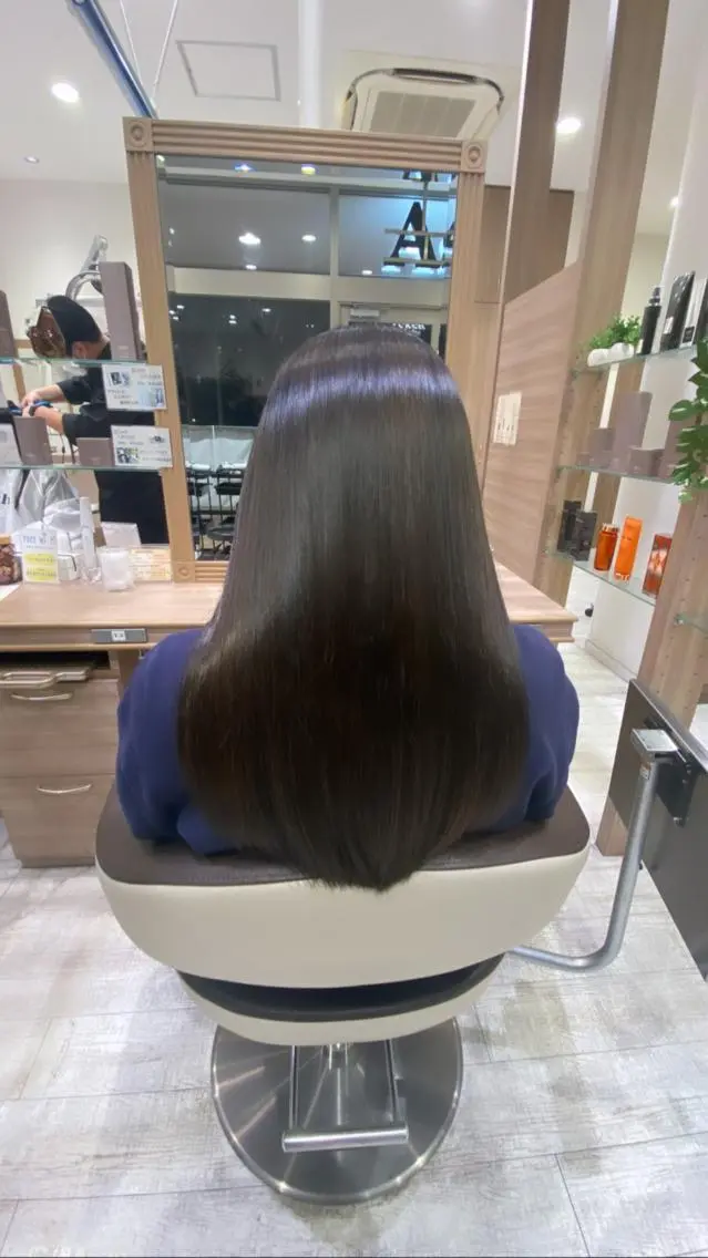 ロング カラー 黒髪 髪質改善 髪質改善 西村優作のヘアスタイル