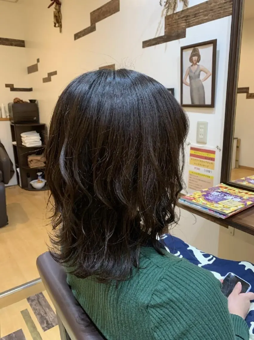 ロング カラー ブラウンカラー チョコレートブラウン サトウ シューイチのヘアスタイル