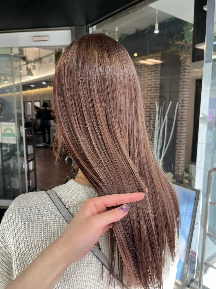 カラー ベージュカラー ブリーチ ケアブリーチ ダブルカラー イヤリングカラー カットパーマ 🌀あさみのヘアスタイル