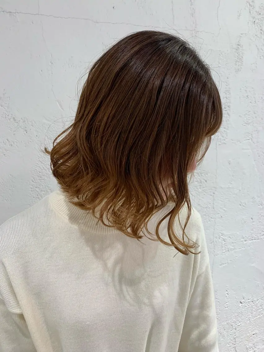 ミディアム 切りっぱなしボブ ボブ 🫧透明感カラー/ ボブ/小笠原汐海🪽のヘアスタイル