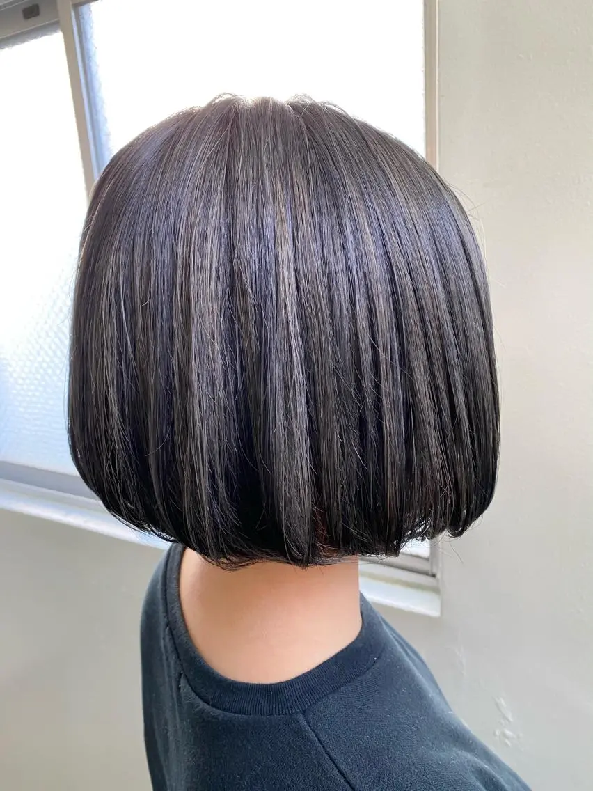 カラー ヘアカラー トリートメント TOMOKO 髪質改善💫縮毛矯正のヘアスタイル
