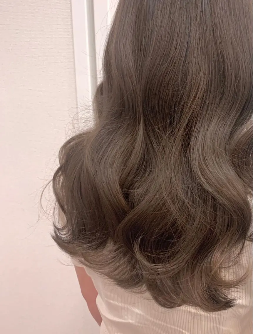 ロング カラー ヘアアレンジ 柔らか垢抜けｶﾗｰと ｶｯﾄ🫧ASUKAのヘアスタイル