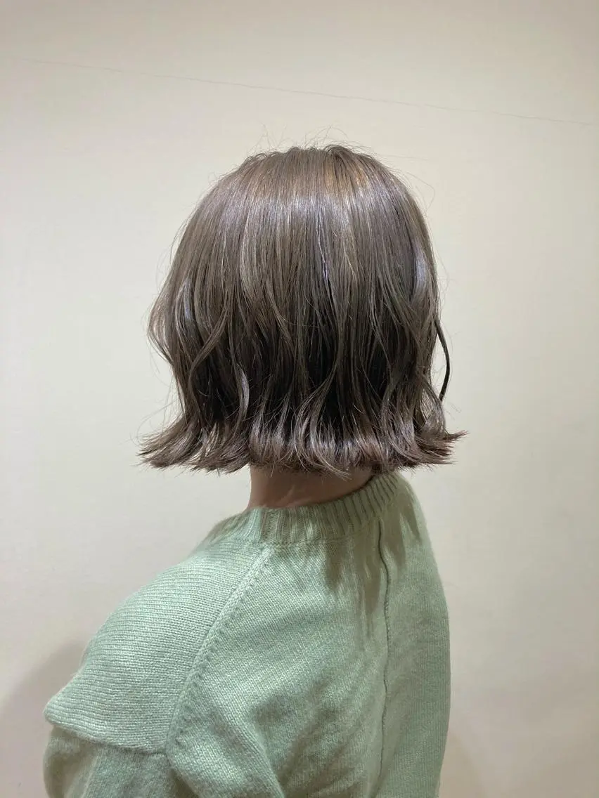 ミディアム ヘアカラー トリートメント 梅山 美侑のヘアスタイル