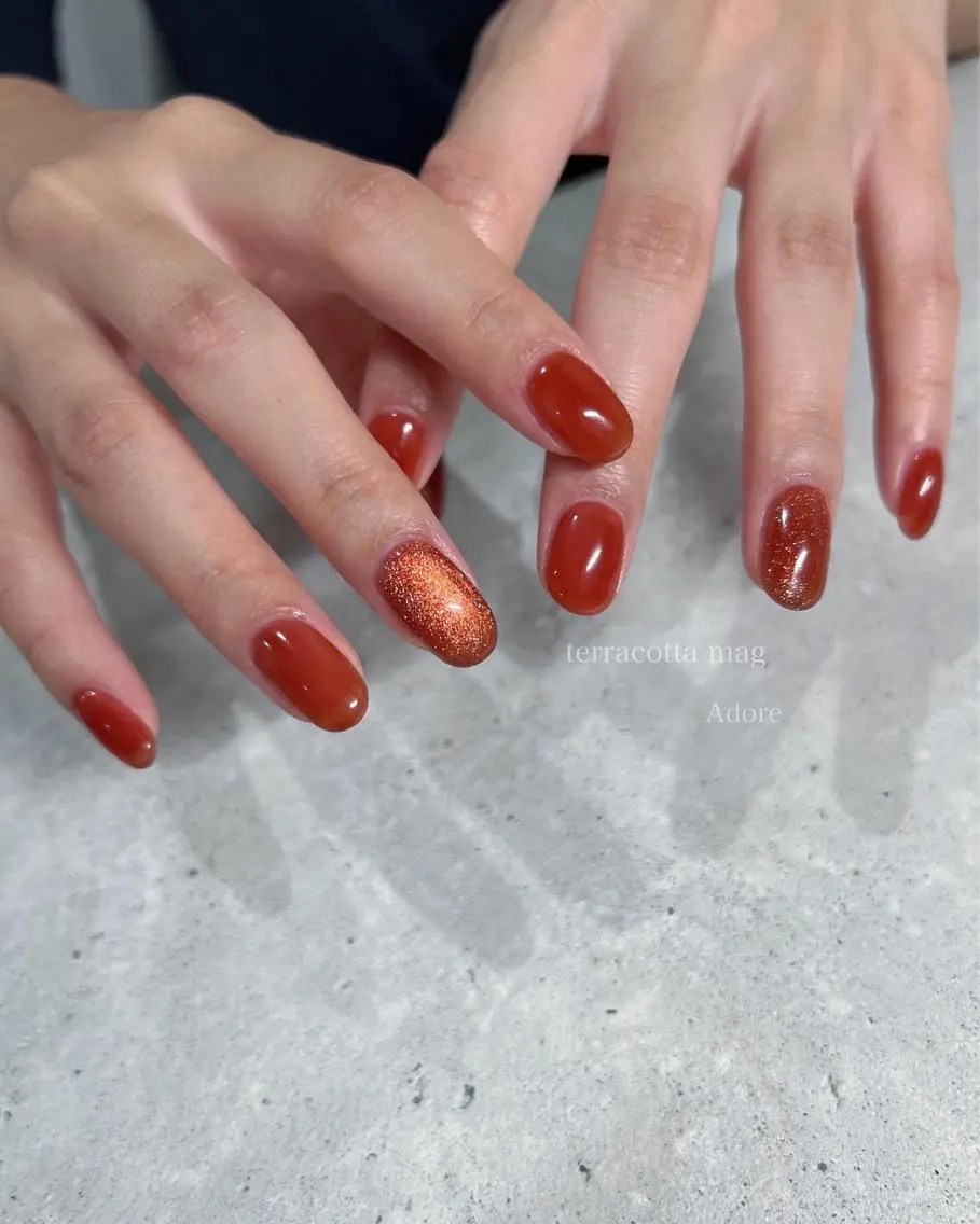 ネイル キラキラネイル マグネットネイル ニュアンスネイル シンプルネイル ハンドネイル Nail Adore.のネイルデザイン