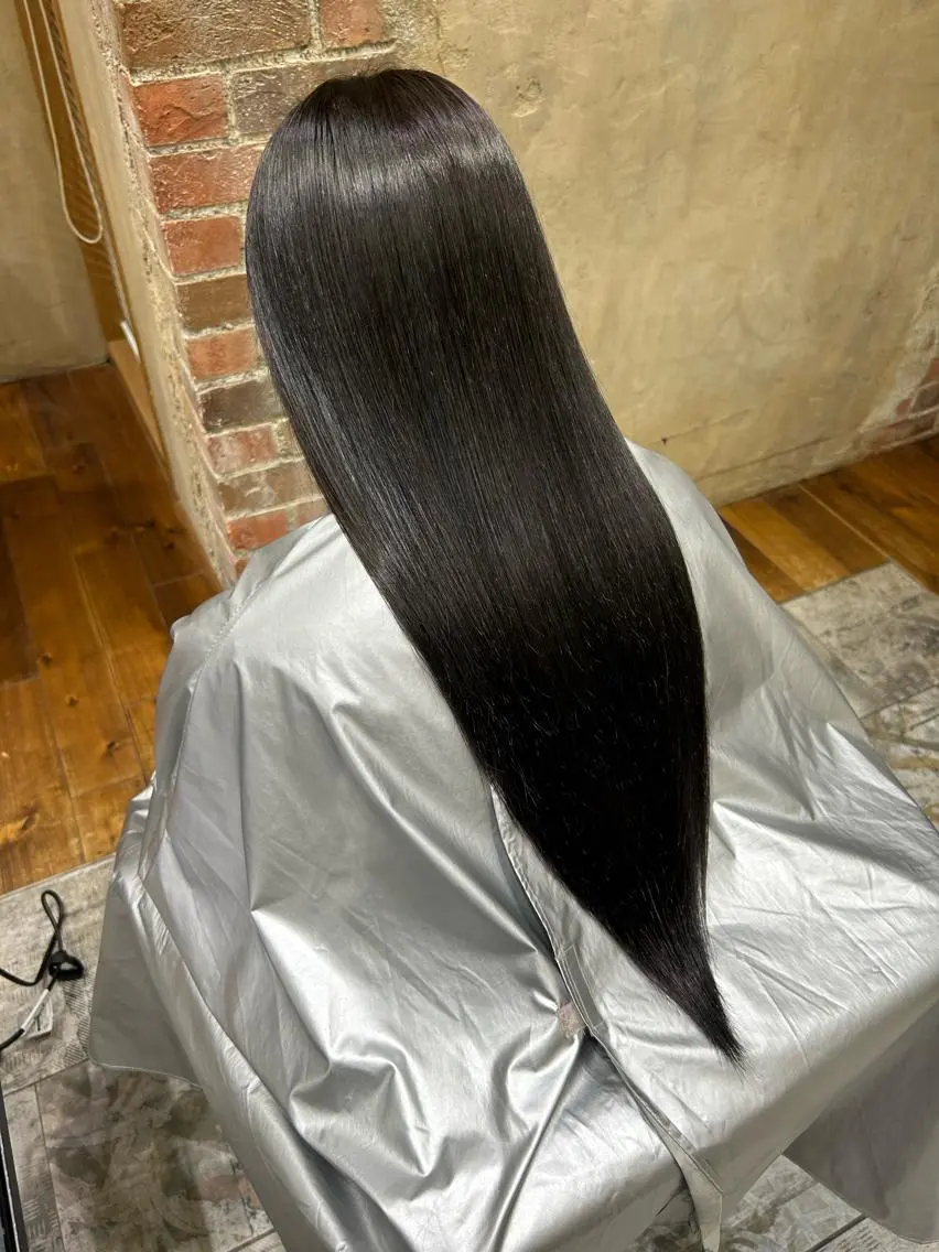 ロング カラー パーマ バレイヤージュ ブリーチ ケアブリーチ ダブルカラー ハイライトカラー カット ヘアカラー 縮毛矯正 トリートメント 銀座✨レイヤーカット 顔まわり/坂本亜裟海のヘアスタイル
