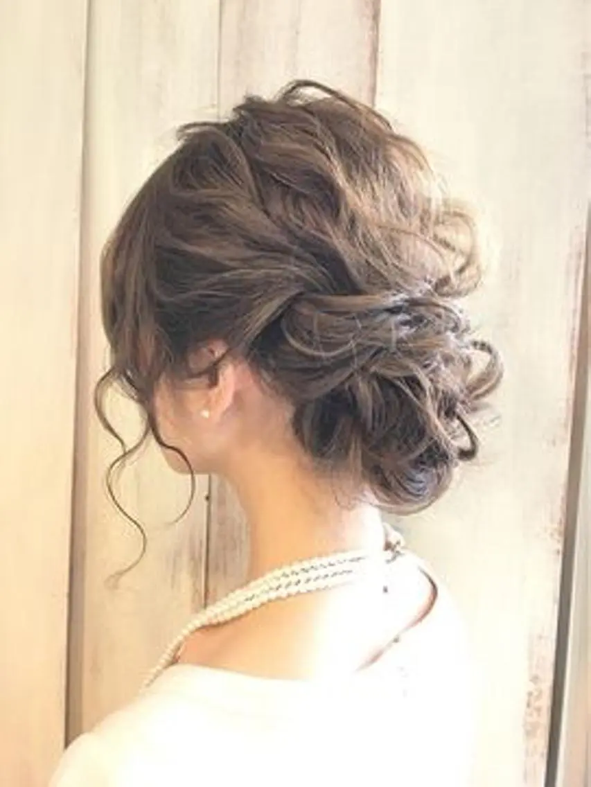 セミロング ヘアアレンジ 【公式】amble luxe池袋東口🩷のヘアスタイル