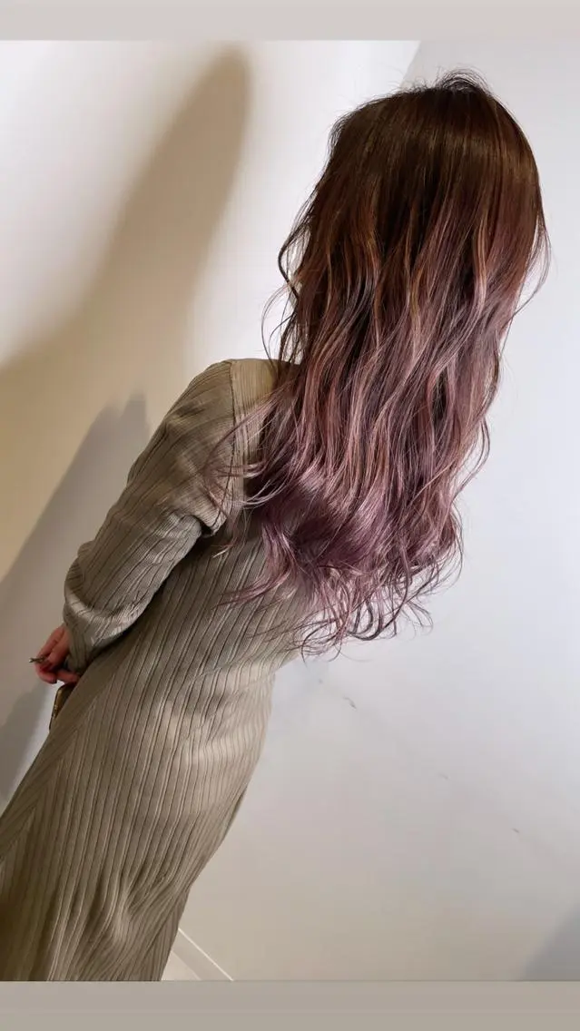 セミロング カラー バレイヤージュ レイヤーカット ブリーチ👩‍🦳/ ‪✂︎MANAMIのヘアスタイル
