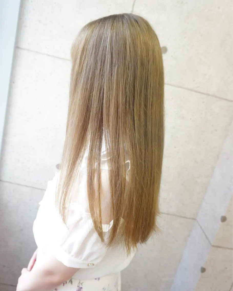 セミロング 羽田 hadaのヘアスタイル