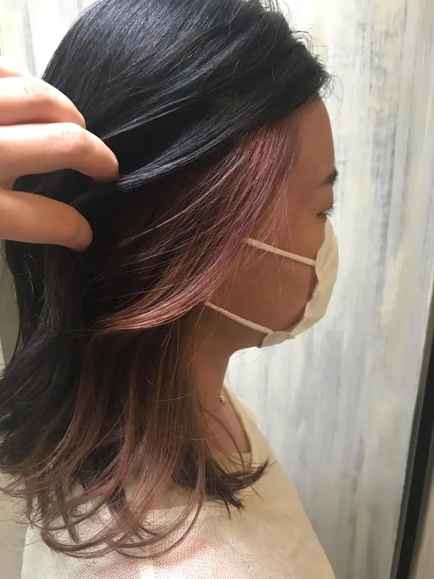 ミディアム カラー ブリーチ イルミナカラー インナーカラー shi hoのヘアスタイル