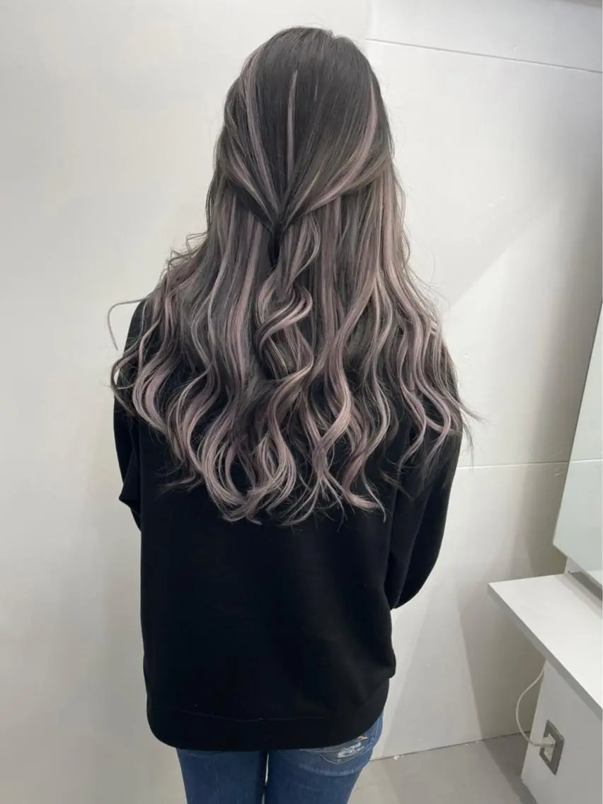 ロング 森長 留以のヘアスタイル