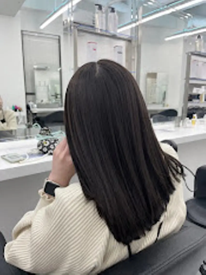カラー 🪞［公式］ UNITED横浜🪞のヘアスタイル
