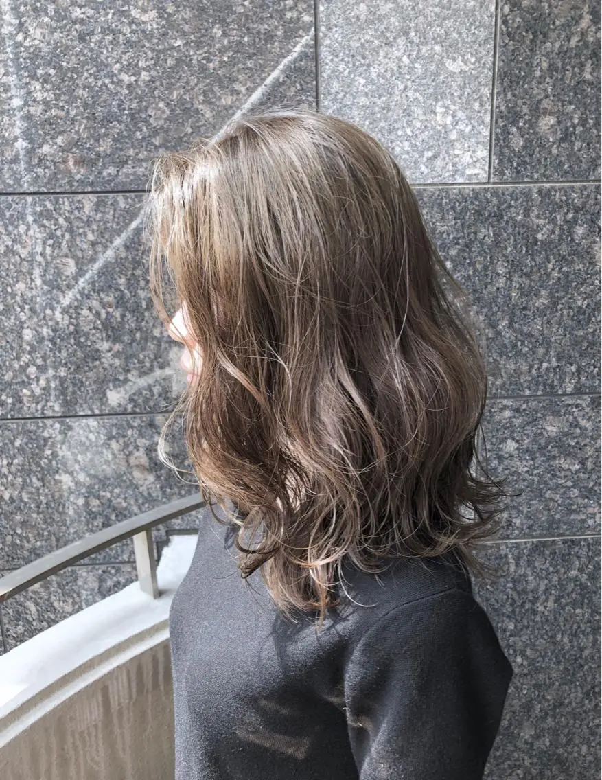 ミディアム カラーアンドケアリタ kitamuuuのヘアスタイル
