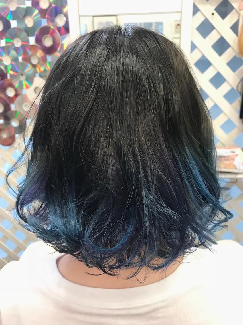 ミディアム カラー 岩谷/ブリーチ 🪽透明感カラーのヘアスタイル