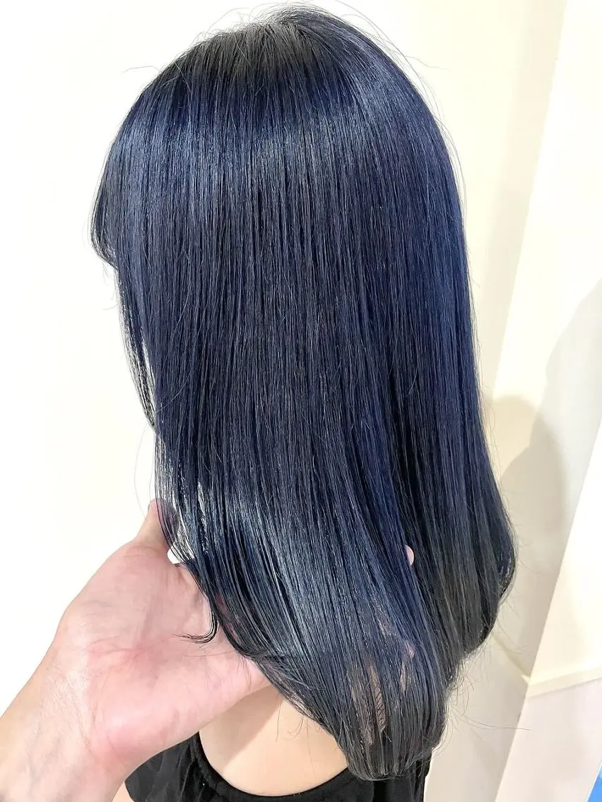 ロング カット ヘアカラー NEOLIVE ROAのヘアスタイル