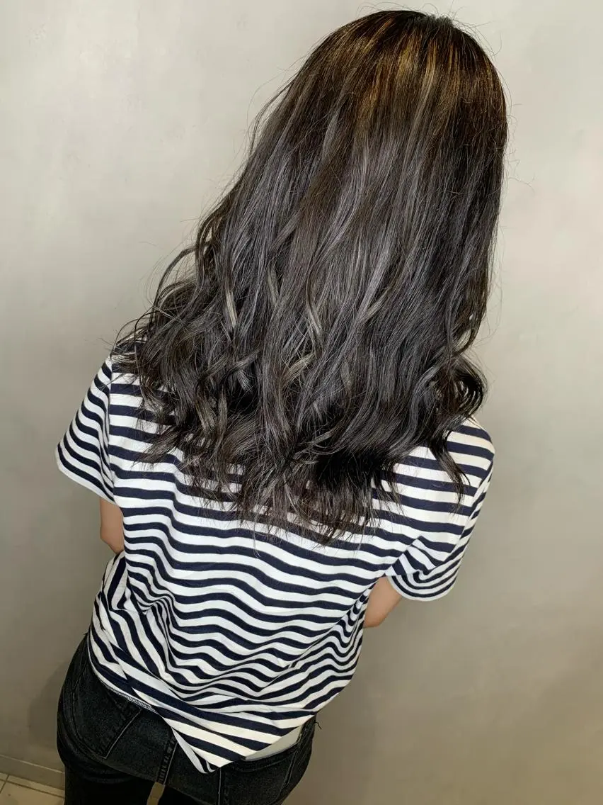ロング カラー 吹田 駿 髪質改善縮毛矯正のヘアスタイル