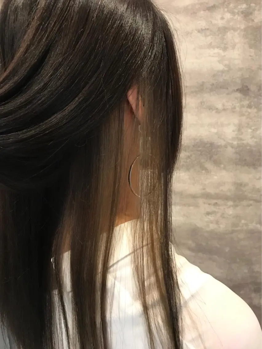 セミロング カラー ベージュカラー シルバー シルバーベージュ 🫟Blanco🫟 Color&Careのヘアスタイル