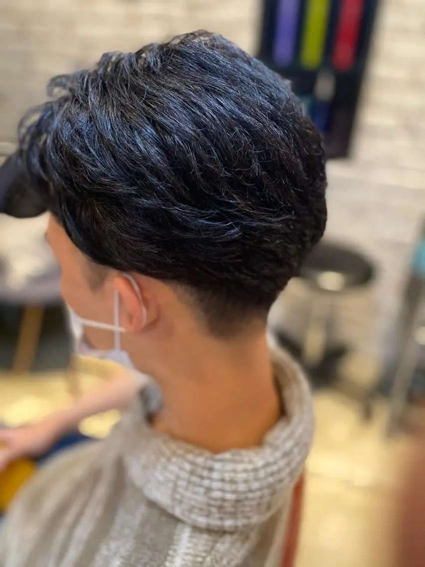 メンズ アップバング ツーブロック カット shell 吉祥寺 加藤慎二のヘアスタイル