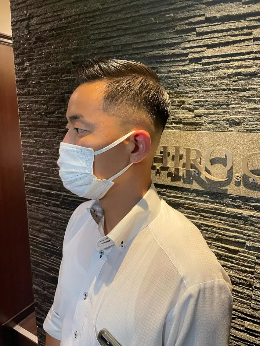 ショート メンズ 海老原 コウのヘアスタイル