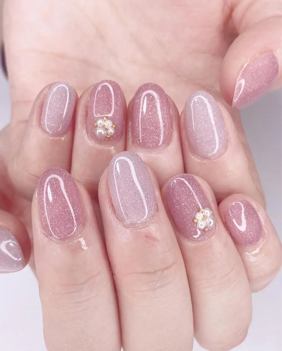 ネイル アートネイル フレンチネイル ハート キラキラネイル ラメ(グリッター) Nail Salon ertiのネイルデザイン