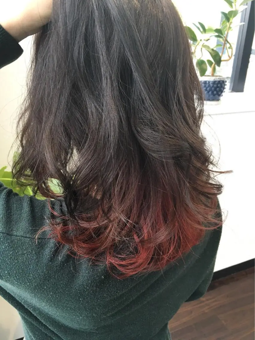 セミロング カラー ブラウンカラー ショコラブラウン ピンクカラー 川合 勇気のヘアスタイル