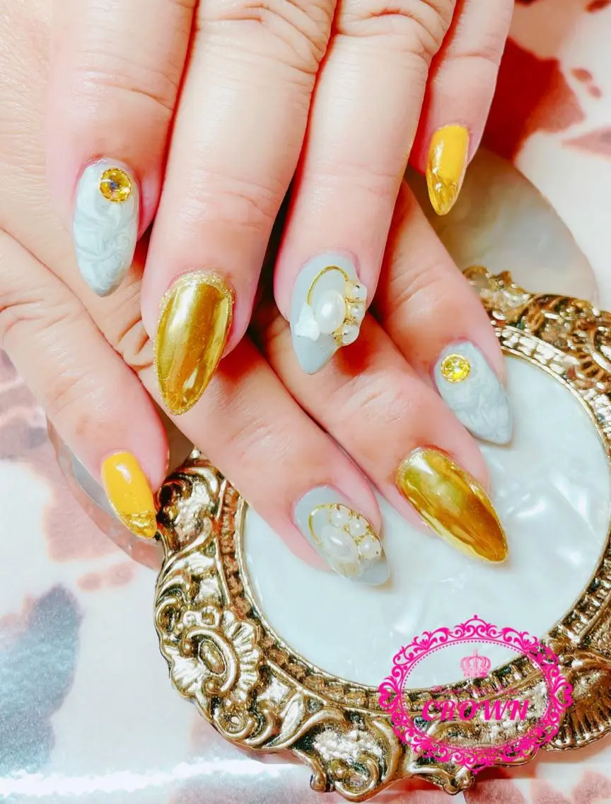 ネイル CROWN プライベートサロンのネイルデザイン