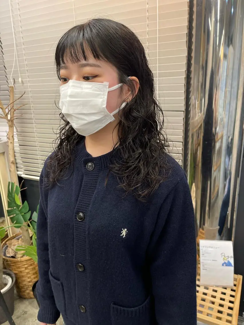 セミロング パーマ ヘアアレンジ セミロングパーマ スパイラルパーマ カット パーマ 早瀬裕之 パーマのヘアスタイル
