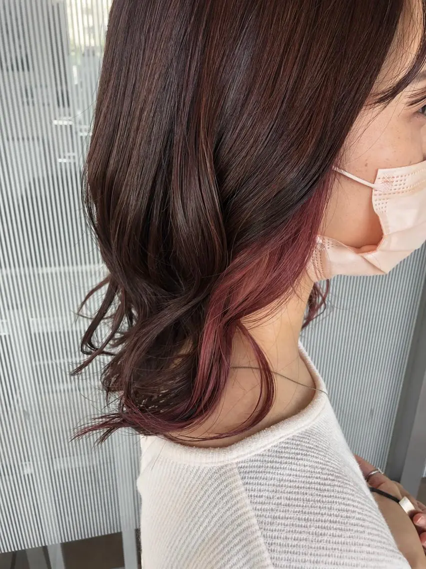 ミディアム カラー 村上 遼華のヘアスタイル