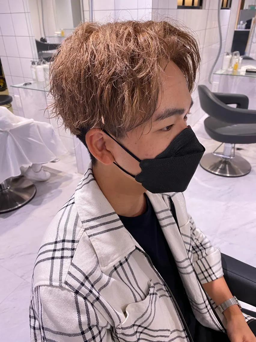 ショート カラー メンズ センターパート 🔷横浜1のパーマ 職人🔷将太郎のヘアスタイル