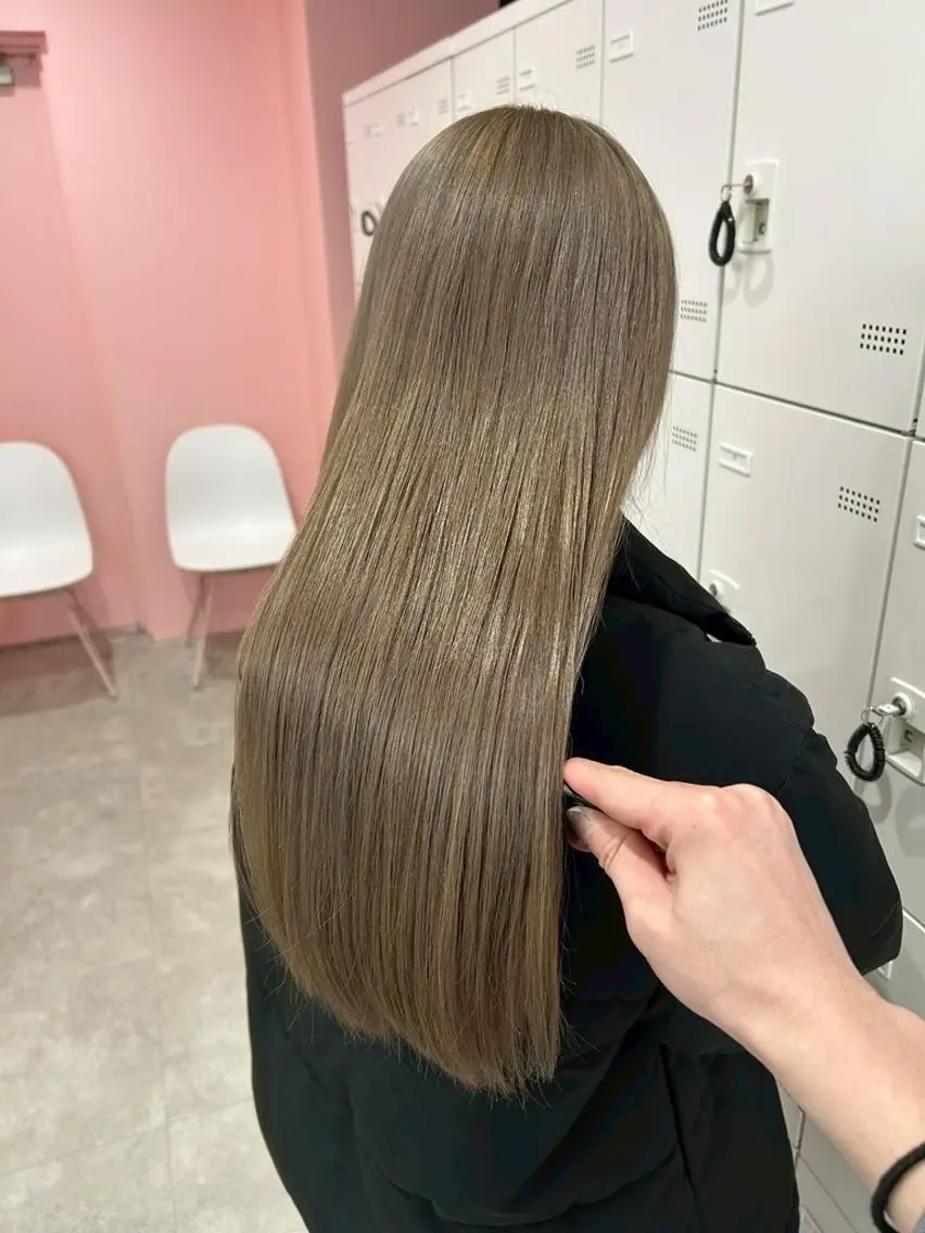 カラー 赤み消し🌿透明感 カラー🌿銀座のヘアスタイル