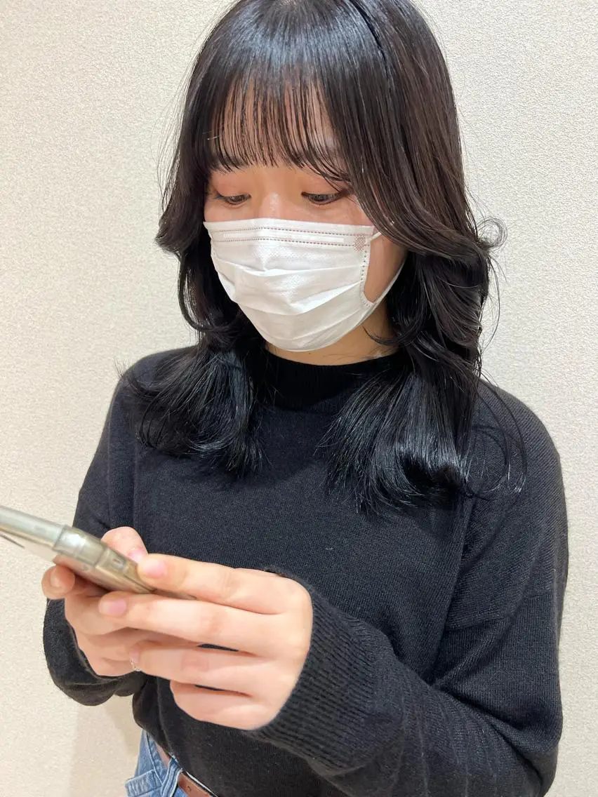 ミディアム カラー 黒髪 ラベンダーカラー エギョモリ 外国人対応 佐久間のヘアスタイル
