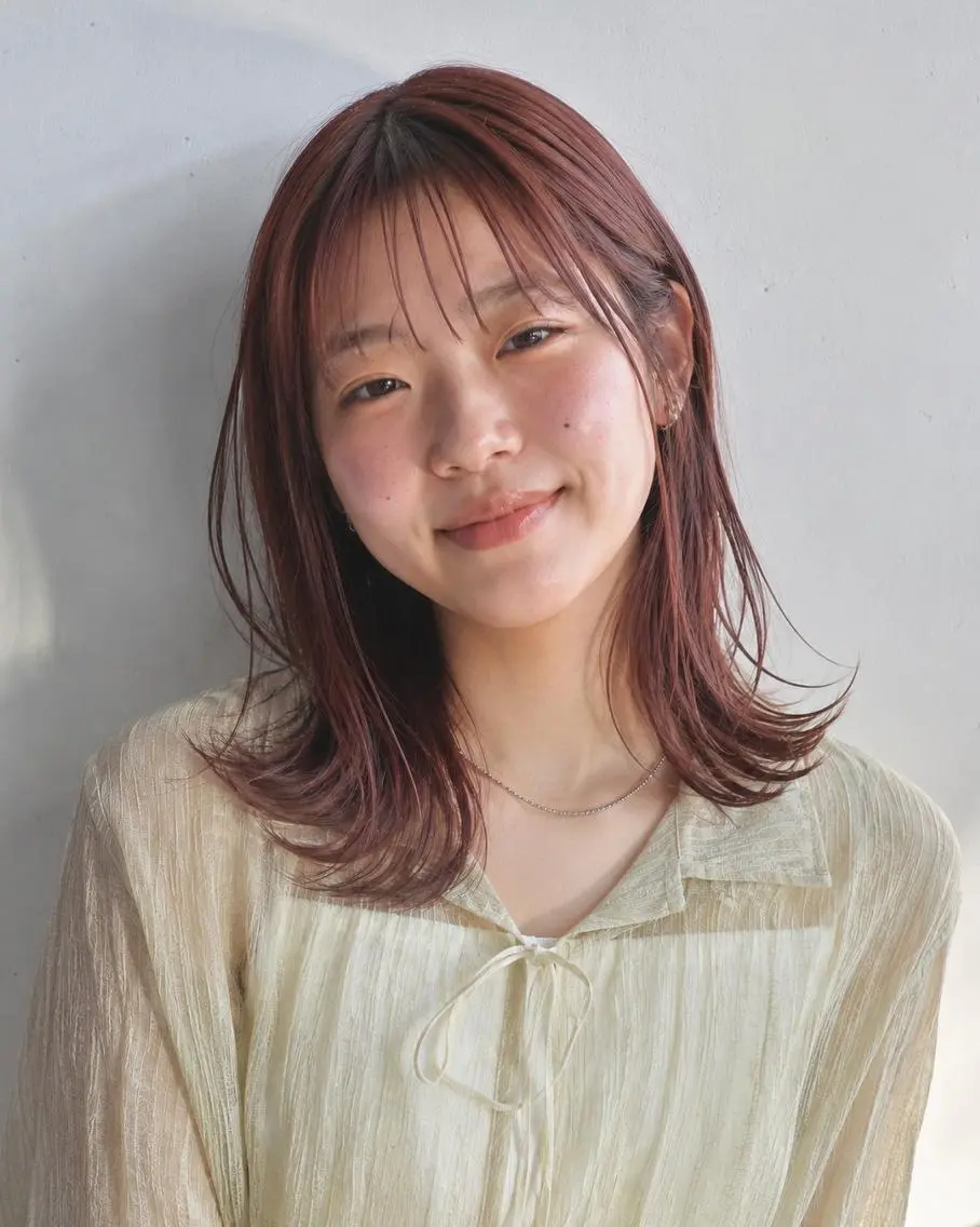 セミロング カラーモデル募集☆ 小園彩夏のヘアスタイル
