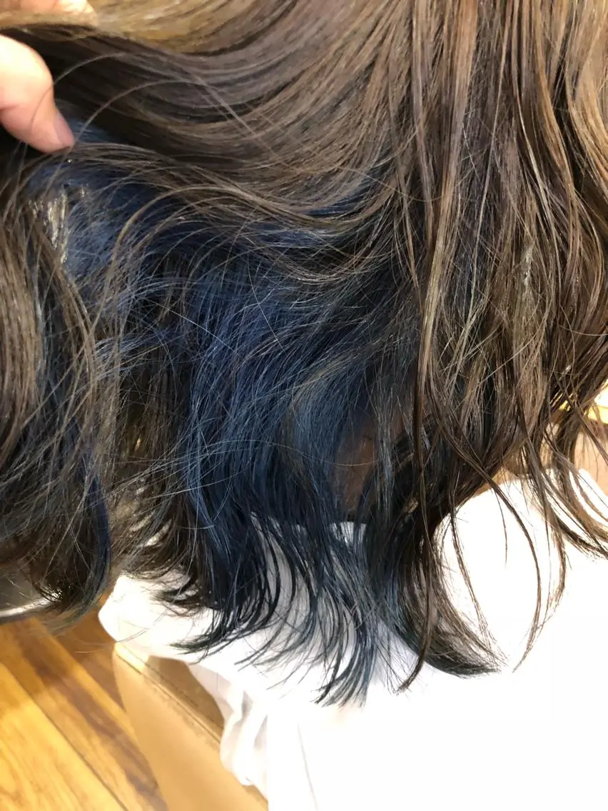 ミディアム カラー 國次 夕貴のヘアスタイル