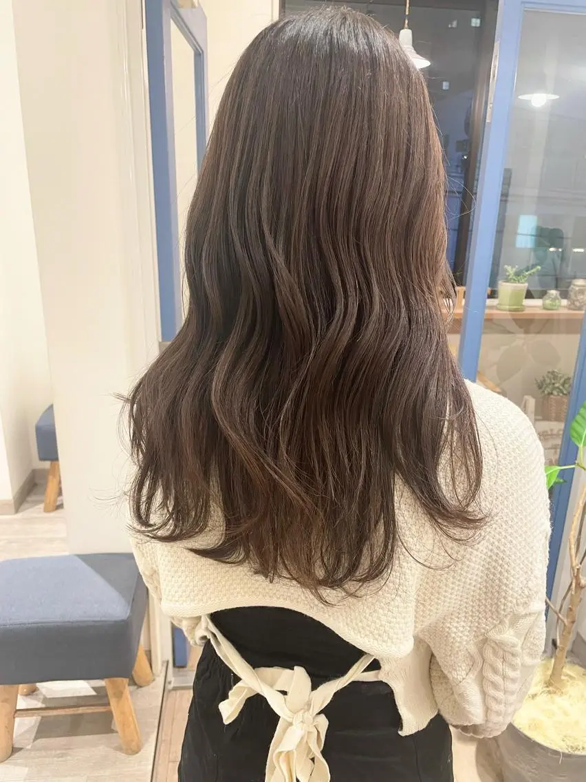 セミロング カラー 切りっぱなしボブ セミロングパーマ ベージュカラー ブリーチ ブラウンカラー 🩰オリーブ/ ベージュ松本咲花🩰のヘアスタイル