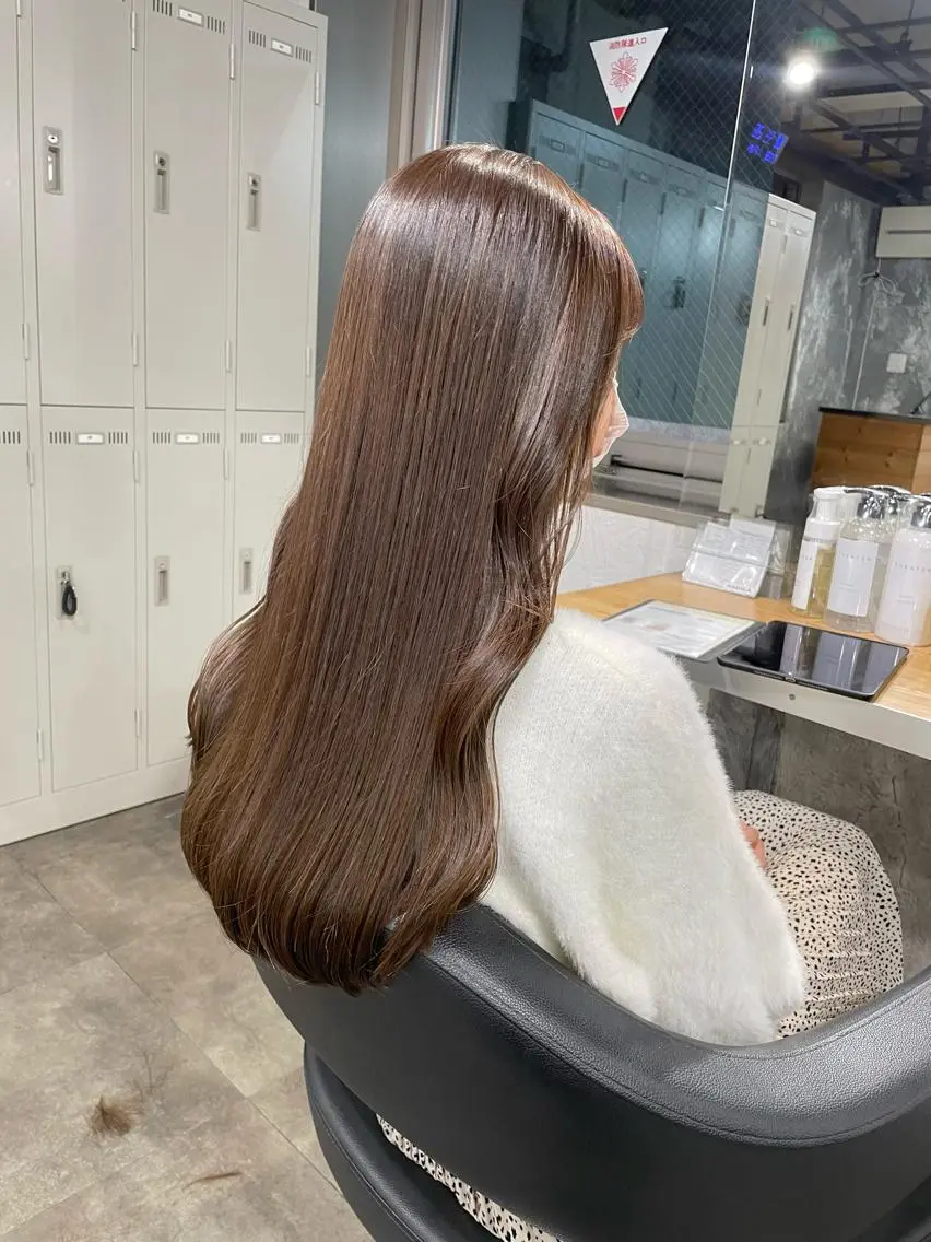 ロング カラー パーマ ヘアアレンジ メンズ キッズ ネイル マツエク・マツパ アイブロウ メンズブリーチ ブリーチ ブリーチなしカラー 透明感カラー・レイヤ ー🎀amika🎀のヘアスタイル