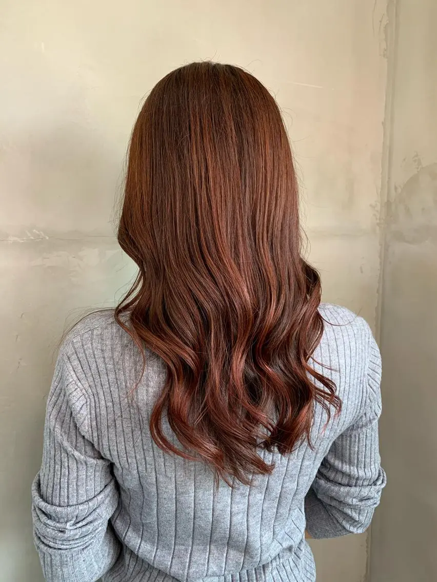 ロング カラー アッシュ バレイヤージュ ベージュカラー ブロンド ブルーカラー ヘアカラー レイヤーカット/ 艶カラー/RYOMAのヘアスタイル