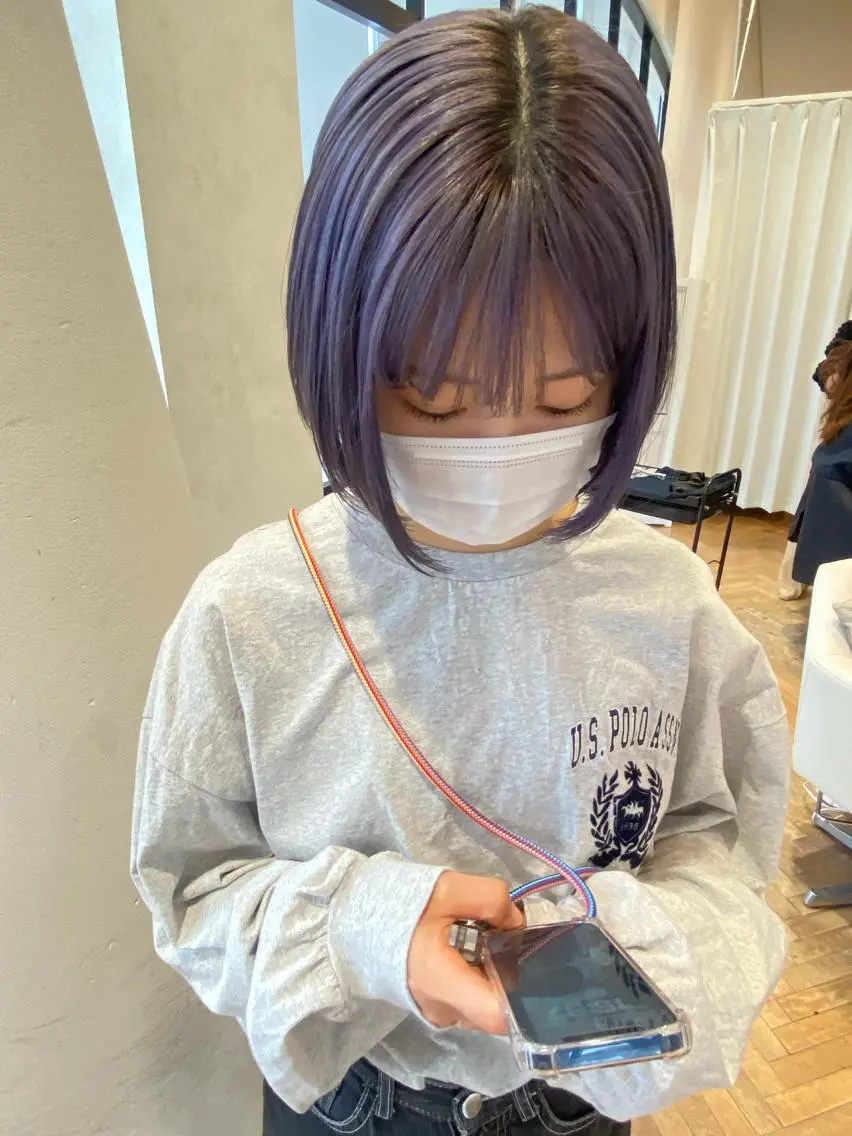 ショート カラー ブリーチ 増井 彩乃のヘアスタイル