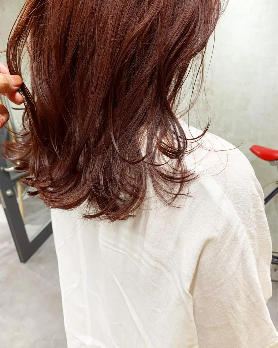 ミディアム カット ヘアカラー トリートメント ルーチェヘアー 北摂エリアNo.1のヘアスタイル