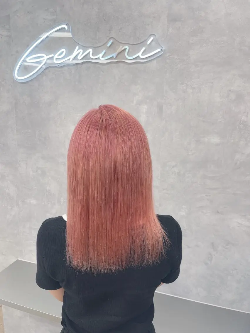 カラー Gemini代表 Maedaのヘアスタイル