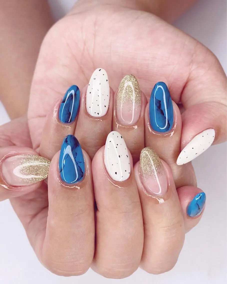 ネイル アートネイル グラデーション ミラーネイル ニュアンスネイル 夏ネイル Nail Salon ertiのネイルデザイン